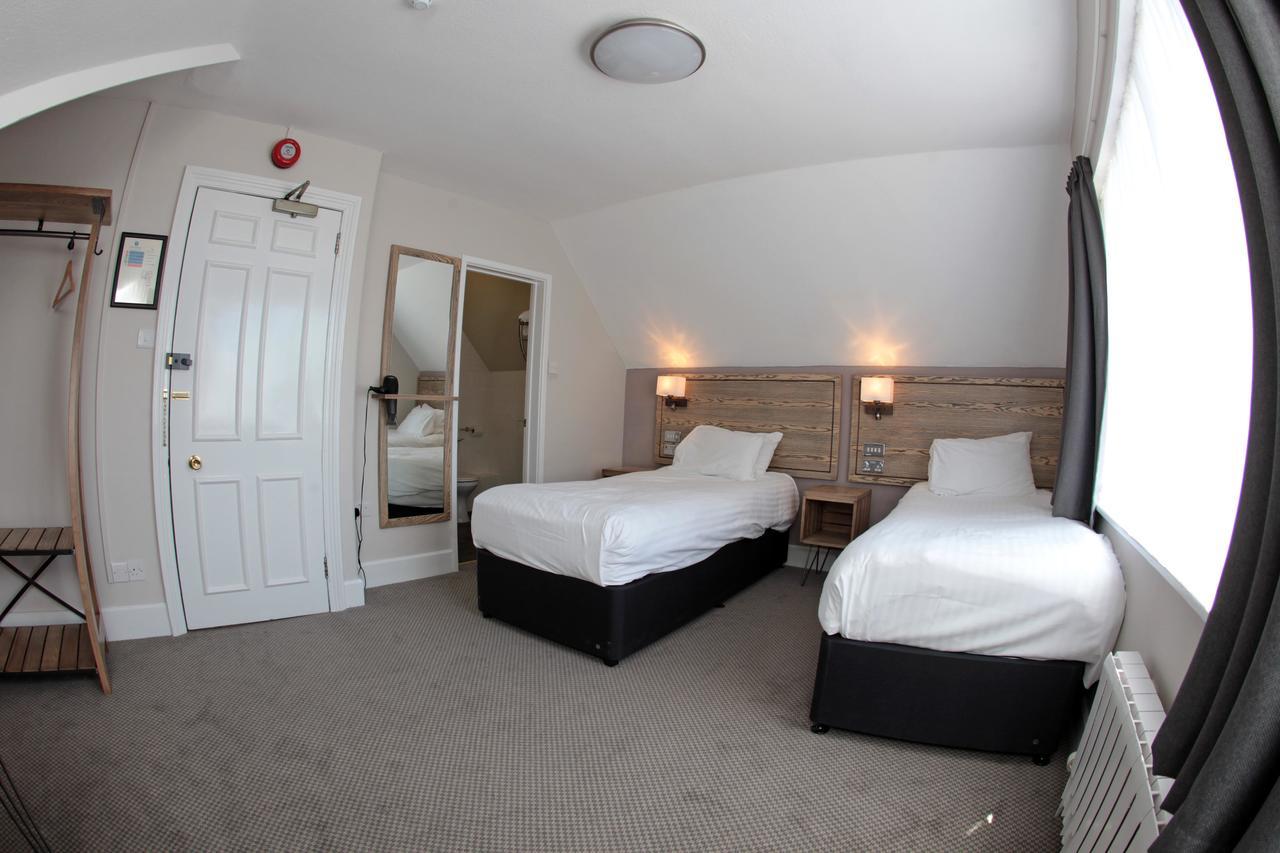 Bear Inn, Somerset By Marston'S Inns สตรีท ภายนอก รูปภาพ